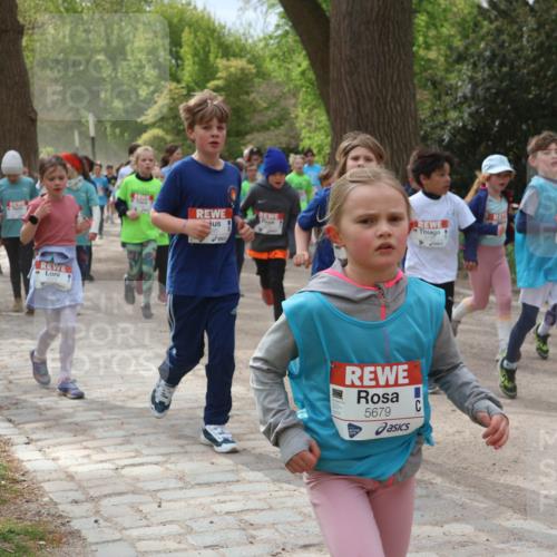 25.04.2026 - Das Zehntel Zöllner http://msf.ph/oto/9596277 25.04.2026 10:45:06 Laufen 5679 meine-sportfotos.de