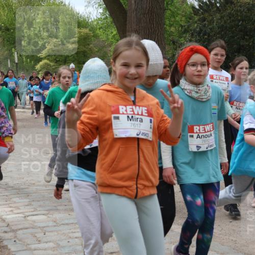 25.04.2026 - Das Zehntel Zöllner http://msf.ph/oto/9596310 25.04.2026 10:45:12 Laufen 5423, 6238, 7617, 7610, 5440, 560 meine-sportfotos.de