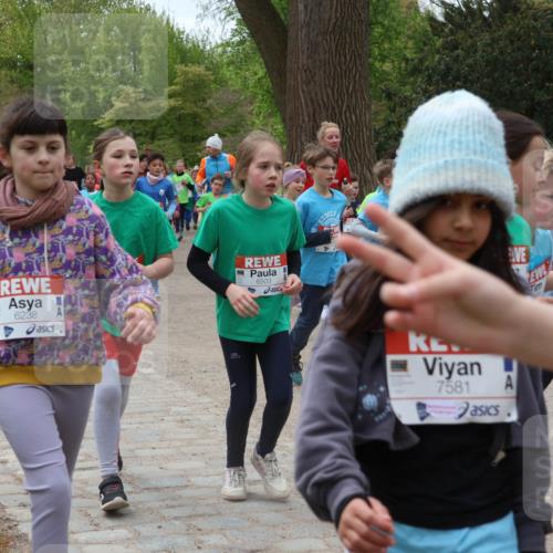 25.04.2026 - Das Zehntel Zöllner http://msf.ph/oto/9596316 25.04.2026 10:45:13 Laufen 6238, 6503, 9, 7581 meine-sportfotos.de