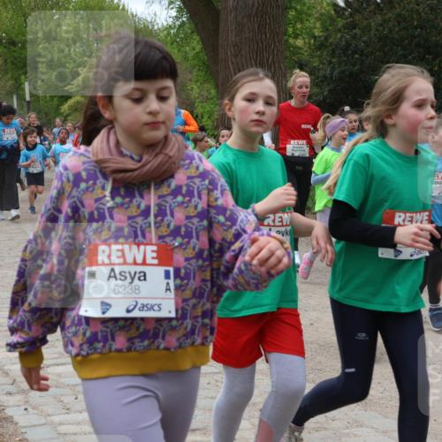 25.04.2026 - Das Zehntel Zöllner http://msf.ph/oto/9596320 25.04.2026 10:45:14 Laufen 6238 meine-sportfotos.de