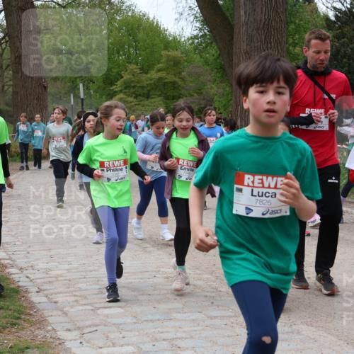 25.04.2026 - Das Zehntel Zöllner http://msf.ph/oto/9596393 25.04.2026 10:45:28 Laufen 7343, 7056, 7046, 7826, 5197 meine-sportfotos.de