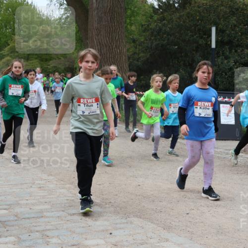 25.04.2026 - Das Zehntel Zöllner http://msf.ph/oto/9596410 25.04.2026 10:45:32 Laufen 5076, 6760, 6312 meine-sportfotos.de