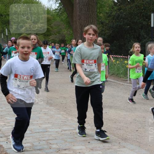 25.04.2026 - Das Zehntel Zöllner http://msf.ph/oto/9596411 25.04.2026 10:45:32 Laufen 5076, 6760, 6312 meine-sportfotos.de