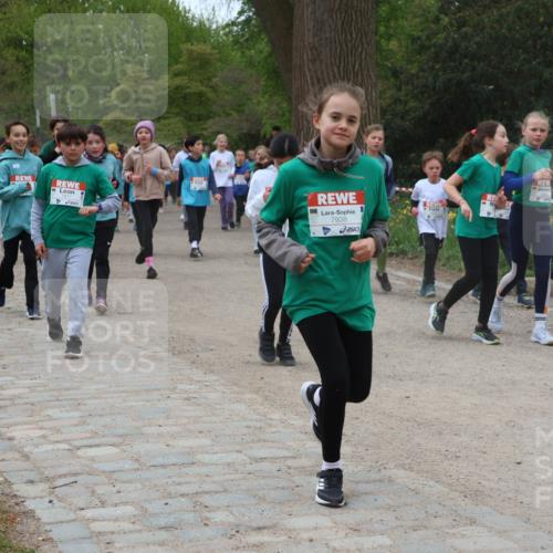 25.04.2026 - Das Zehntel Zöllner http://msf.ph/oto/9596419 25.04.2026 10:45:33 Laufen 7938 meine-sportfotos.de