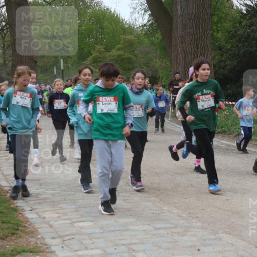 25.04.2026 - Das Zehntel Zöllner http://msf.ph/oto/9596429 25.04.2026 10:45:35 Laufen 7817 meine-sportfotos.de