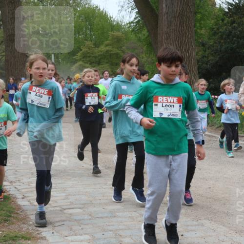 25.04.2026 - Das Zehntel Zöllner http://msf.ph/oto/9596434 25.04.2026 10:45:36 Laufen 5938, 7495, 7817 meine-sportfotos.de