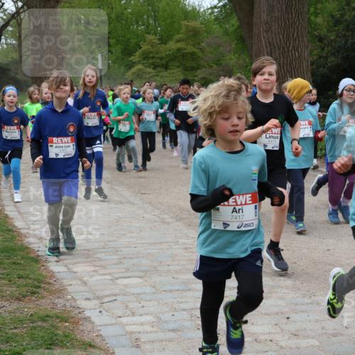 25.04.2026 - Das Zehntel Zöllner http://msf.ph/oto/9596470 25.04.2026 10:45:42 Laufen 7417, 5478, 7414 meine-sportfotos.de
