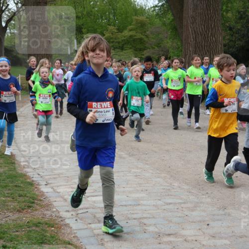 25.04.2026 - Das Zehntel Zöllner http://msf.ph/oto/9596475 25.04.2026 10:45:43 Laufen 5363 meine-sportfotos.de