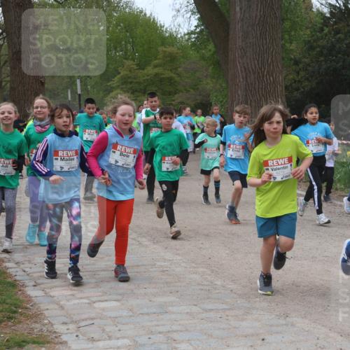 25.04.2026 - Das Zehntel Zöllner http://msf.ph/oto/9596512 25.04.2026 10:45:50 Laufen 6494, 7642, 6270, 6274 meine-sportfotos.de