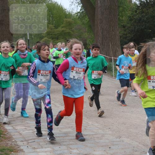 25.04.2026 - Das Zehntel Zöllner http://msf.ph/oto/9596517 25.04.2026 10:45:51 Laufen 6494, 7663, 7642, 6270 meine-sportfotos.de