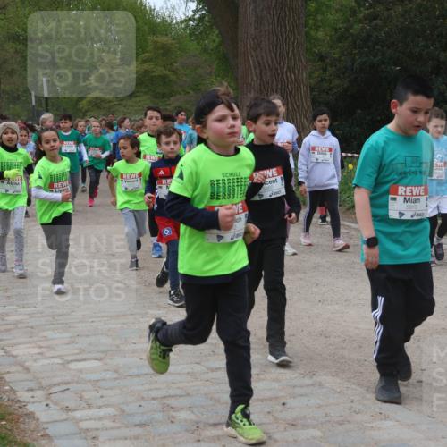 25.04.2026 - Das Zehntel Zöllner http://msf.ph/oto/9596534 25.04.2026 10:45:55 Laufen 5460, 5915, 59 meine-sportfotos.de