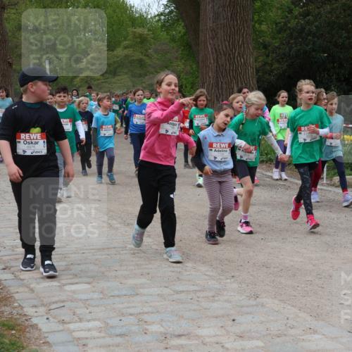 25.04.2026 - Das Zehntel Zöllner http://msf.ph/oto/9596555 25.04.2026 10:45:58 Laufen 6976 meine-sportfotos.de