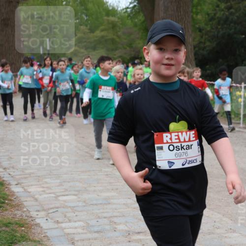 25.04.2026 - Das Zehntel Zöllner http://msf.ph/oto/9596565 25.04.2026 10:46:01 Laufen 6976 meine-sportfotos.de