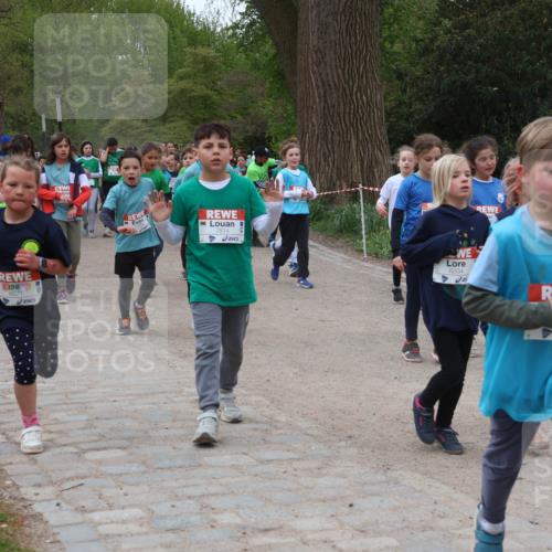 25.04.2026 - Das Zehntel Zöllner http://msf.ph/oto/9596570 25.04.2026 10:46:02 Laufen 6571, 7814, 6204 meine-sportfotos.de