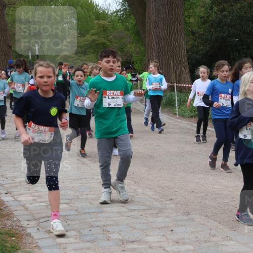 25.04.2026 - Das Zehntel Zöllner http://msf.ph/oto/9596571 25.04.2026 10:46:02 Laufen 6571, 7814, 5604 meine-sportfotos.de
