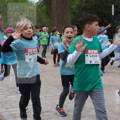 25.04.2026 - Das Zehntel Zöllner http://msf.ph/oto/9596584 25.04.2026 10:46:05 Laufen 7470, 7814, 7483 meine-sportfotos.de