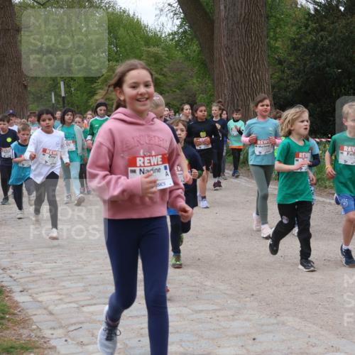 25.04.2026 - Das Zehntel Zöllner http://msf.ph/oto/9596605 25.04.2026 10:46:08 Laufen 7834, 6599 meine-sportfotos.de