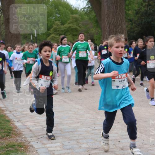 25.04.2026 - Das Zehntel Zöllner http://msf.ph/oto/9596615 25.04.2026 10:46:10 Laufen 6593, 5635 meine-sportfotos.de