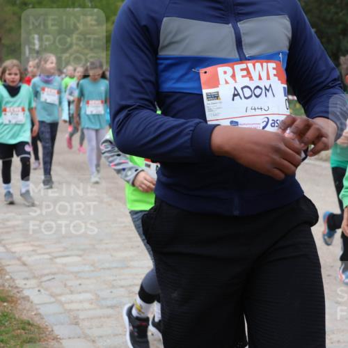 25.04.2026 - Das Zehntel Zöllner http://msf.ph/oto/9596658 25.04.2026 10:46:19 Laufen 7445, 7440, 5471 meine-sportfotos.de