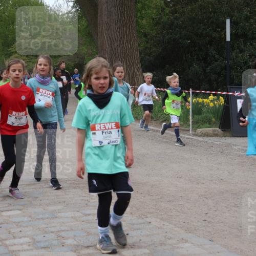 25.04.2026 - Das Zehntel Zöllner http://msf.ph/oto/9596666 25.04.2026 10:46:22 Laufen 6165, 6176, 5958, 5717 meine-sportfotos.de