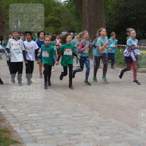 25.04.2026 - Das Zehntel Zöllner http://msf.ph/oto/9596715 25.04.2026 10:46:33 Laufen 67 meine-sportfotos.de