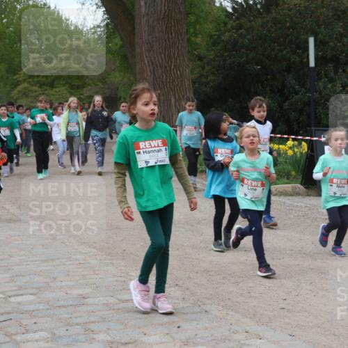 25.04.2026 - Das Zehntel Zöllner http://msf.ph/oto/9596793 25.04.2026 10:46:53 Laufen 6453 meine-sportfotos.de