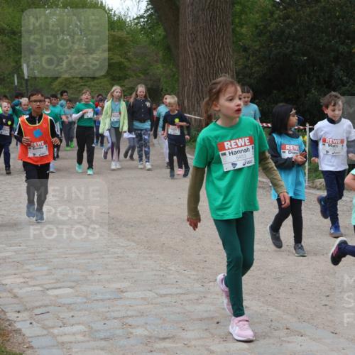 25.04.2026 - Das Zehntel Zöllner http://msf.ph/oto/9596795 25.04.2026 10:46:53 Laufen 6453, 5930 meine-sportfotos.de