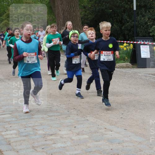 25.04.2026 - Das Zehntel Zöllner http://msf.ph/oto/9596810 25.04.2026 10:46:56 Laufen 5610, 6590 meine-sportfotos.de