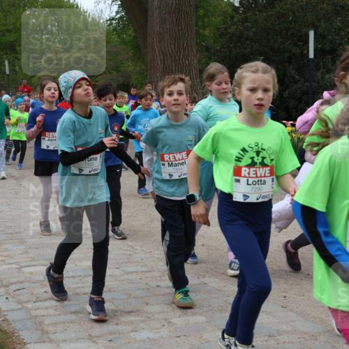 25.04.2026 - Das Zehntel Zöllner http://msf.ph/oto/9596926 25.04.2026 10:47:26 Laufen 7433, 7444, 7290, 7279 meine-sportfotos.de