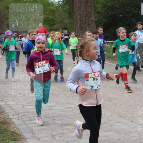 25.04.2026 - Das Zehntel Zöllner http://msf.ph/oto/9596942 25.04.2026 10:47:31 Laufen 7996, 7997 meine-sportfotos.de