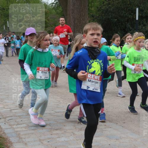 25.04.2026 - Das Zehntel Zöllner http://msf.ph/oto/9596950 25.04.2026 10:47:33 Laufen 6459, 5945 meine-sportfotos.de