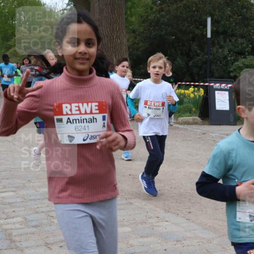 25.04.2026 - Das Zehntel Zöllner http://msf.ph/oto/9596962 25.04.2026 10:47:36 Laufen 6241, 5021, 7569 meine-sportfotos.de
