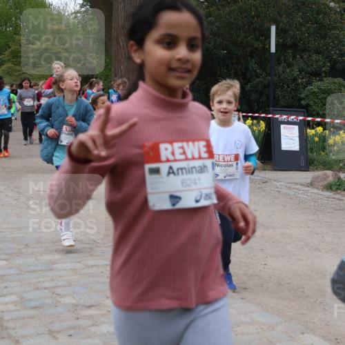 25.04.2026 - Das Zehntel Zöllner http://msf.ph/oto/9596964 25.04.2026 10:47:36 Laufen 6241, 5021 meine-sportfotos.de