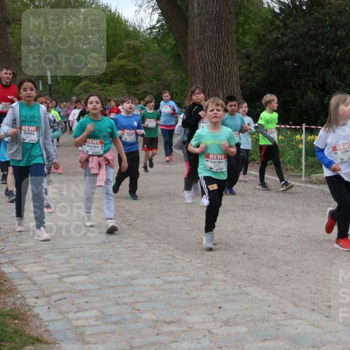 25.04.2026 - Das Zehntel Zöllner http://msf.ph/oto/9597005 25.04.2026 10:47:46 Laufen 5043, 5053 meine-sportfotos.de