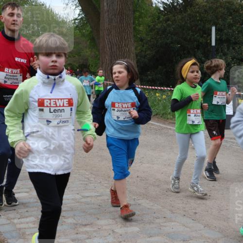 25.04.2026 - Das Zehntel Zöllner http://msf.ph/oto/9597019 25.04.2026 10:47:49 Laufen 7994, 7668, 6469, 6277 meine-sportfotos.de