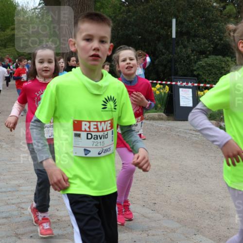 25.04.2026 - Das Zehntel Zöllner http://msf.ph/oto/9597026 25.04.2026 10:47:51 Laufen 5954, 7215, 18, 7217 meine-sportfotos.de