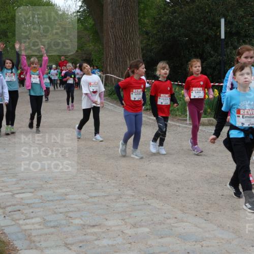 25.04.2026 - Das Zehntel Zöllner http://msf.ph/oto/9597042 25.04.2026 10:47:55 Laufen 6895 meine-sportfotos.de