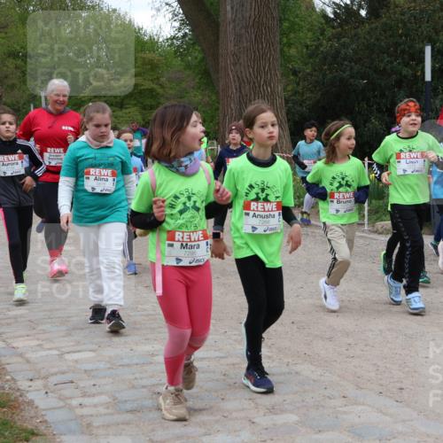 25.04.2026 - Das Zehntel Zöllner http://msf.ph/oto/9597126 25.04.2026 10:48:14 Laufen 7295, 7268 meine-sportfotos.de