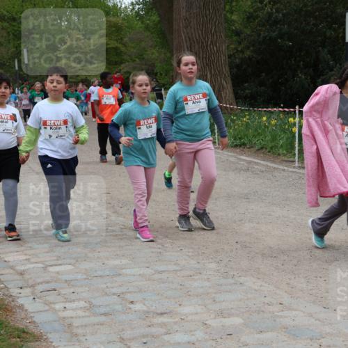 25.04.2026 - Das Zehntel Zöllner http://msf.ph/oto/9597296 25.04.2026 10:49:11 Laufen 5074, 5082 meine-sportfotos.de