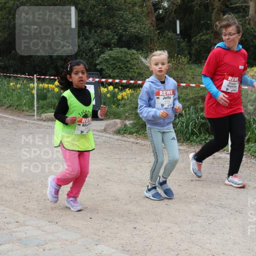 25.04.2026 - Das Zehntel Zöllner http://msf.ph/oto/9597373 25.04.2026 10:49:35 Laufen 6439 meine-sportfotos.de