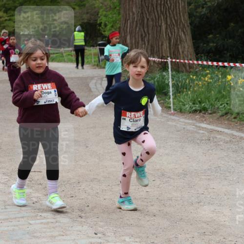 25.04.2026 - Das Zehntel Zöllner http://msf.ph/oto/9597426 25.04.2026 10:50:24 Laufen 10, 561, 6562 meine-sportfotos.de