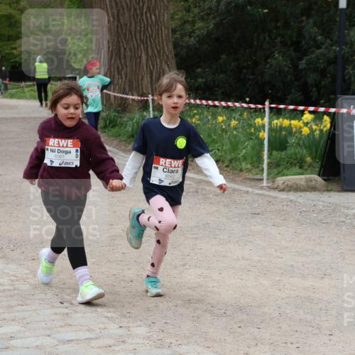 25.04.2026 - Das Zehntel Zöllner http://msf.ph/oto/9597427 25.04.2026 10:50:24 Laufen 6561, 6562 meine-sportfotos.de