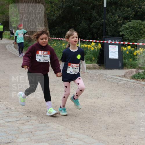 25.04.2026 - Das Zehntel Zöllner http://msf.ph/oto/9597428 25.04.2026 10:50:24 Laufen 6561, 6562 meine-sportfotos.de
