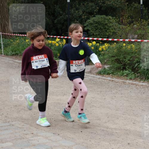 25.04.2026 - Das Zehntel Zöllner http://msf.ph/oto/9597429 25.04.2026 10:50:25 Laufen 6561, 6562 meine-sportfotos.de