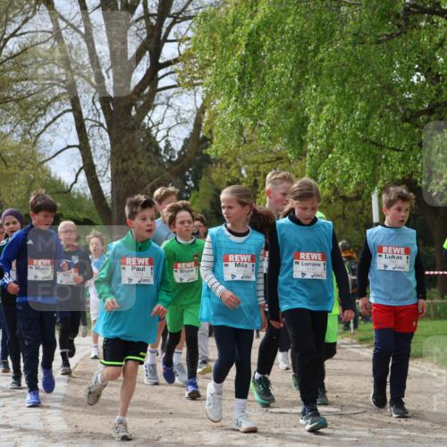 25.04.2026 - Das Zehntel Zöllner http://msf.ph/oto/9604174 25.04.2026 09:41:27 Laufen 5779, 5754, 5747, 7681 meine-sportfotos.de