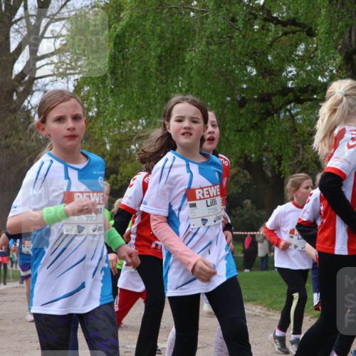 25.04.2026 - Das Zehntel Zöllner http://msf.ph/oto/9610514 25.04.2026 09:45:30 Laufen 5643, 7707, 7728, 30 meine-sportfotos.de