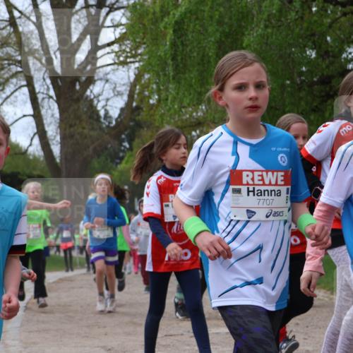 25.04.2026 - Das Zehntel Zöllner http://msf.ph/oto/9610520 25.04.2026 09:45:30 Laufen 5608, 1800, 7707, 7707, 7728 meine-sportfotos.de