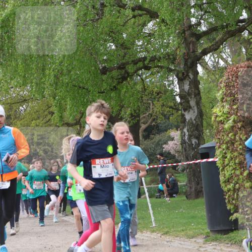 25.04.2026 - Das Zehntel Zöllner http://msf.ph/oto/9610694 25.04.2026 09:45:38 Laufen 10, 6704 meine-sportfotos.de