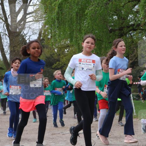 25.04.2026 - Das Zehntel Zöllner http://msf.ph/oto/9610819 25.04.2026 09:45:41 Laufen 6314, 5410, 5423, 6513 meine-sportfotos.de