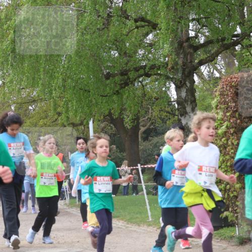 25.04.2026 - Das Zehntel Zöllner http://msf.ph/oto/9610926 25.04.2026 09:45:44 Laufen 6484 meine-sportfotos.de